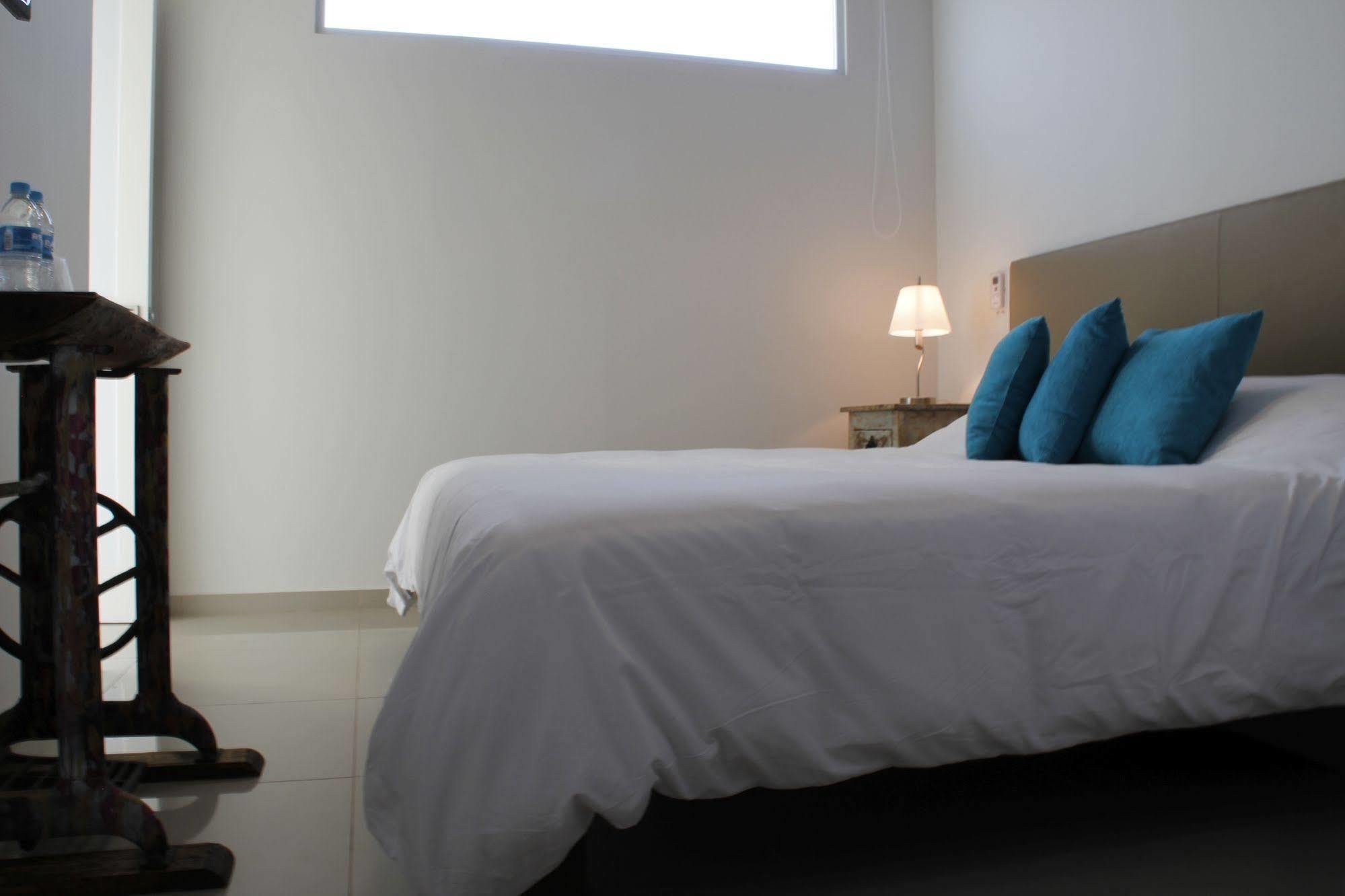 Suites Chapultepec Guadalajara Buitenkant foto