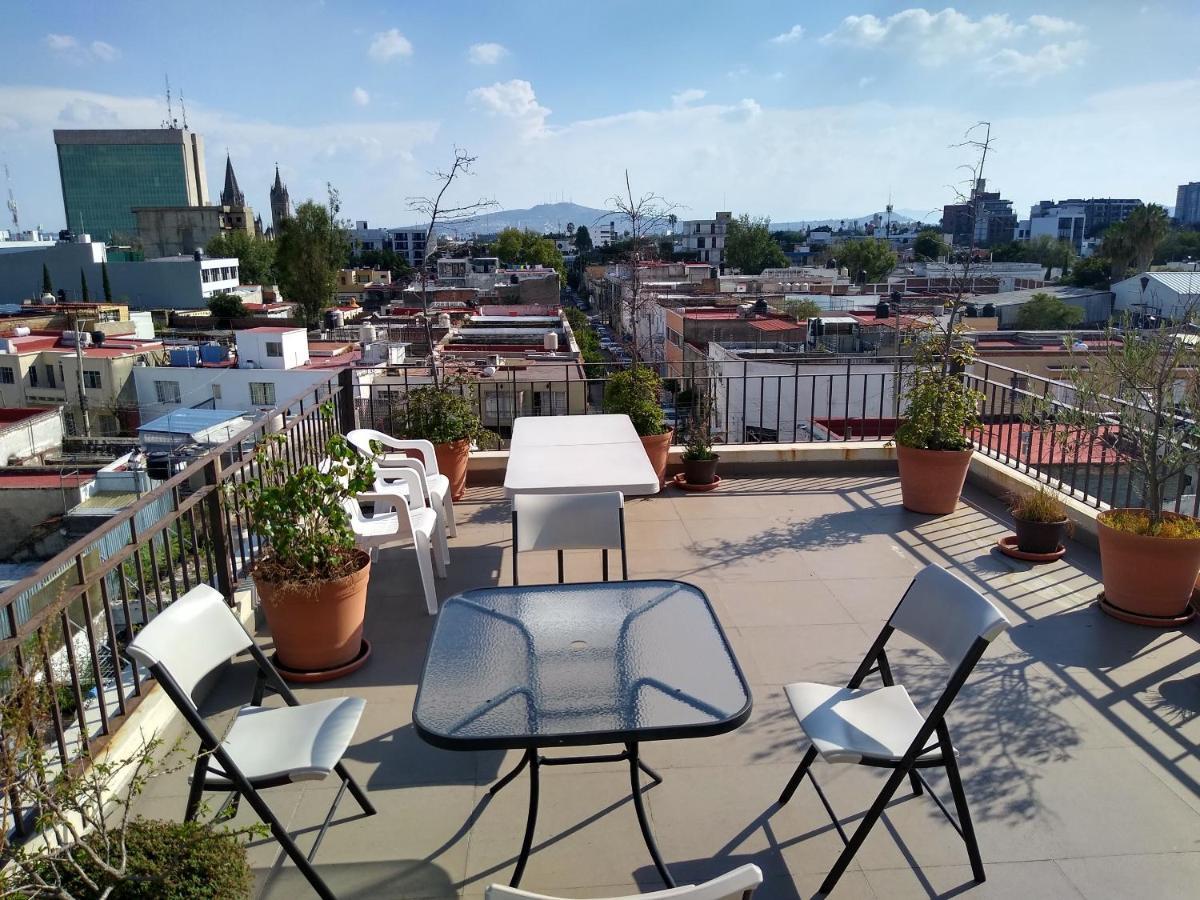 Suites Chapultepec Guadalajara Buitenkant foto